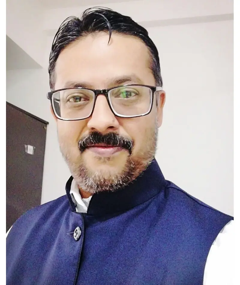 Portrait of Dr. Gaurav Mishra